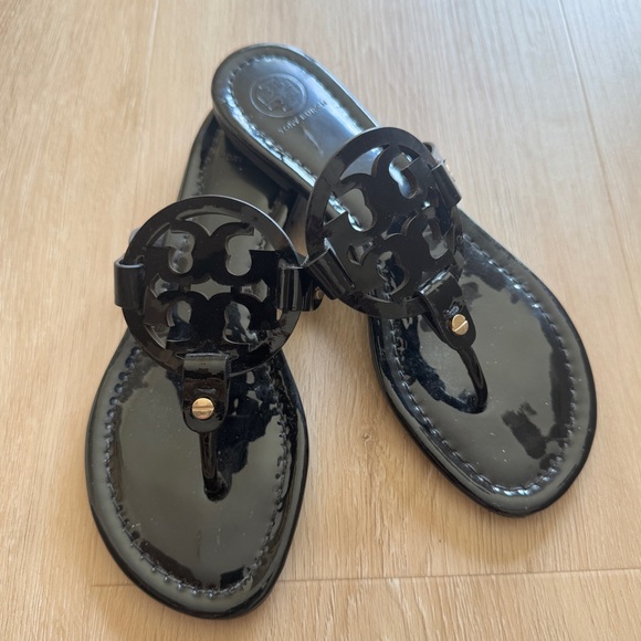 Tory Burch Black Miller Sandals Size 7.5 - Picture 1 of 7